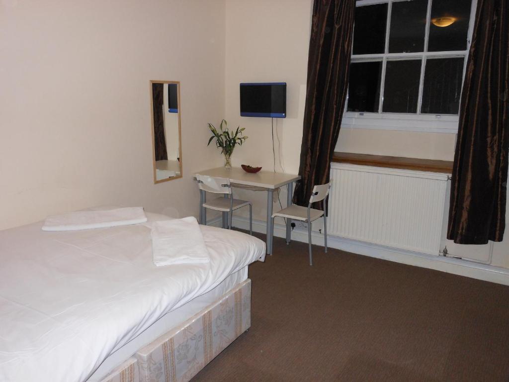 Silkhouse London Room photo